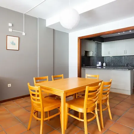 Beachfront Ii Apartment *